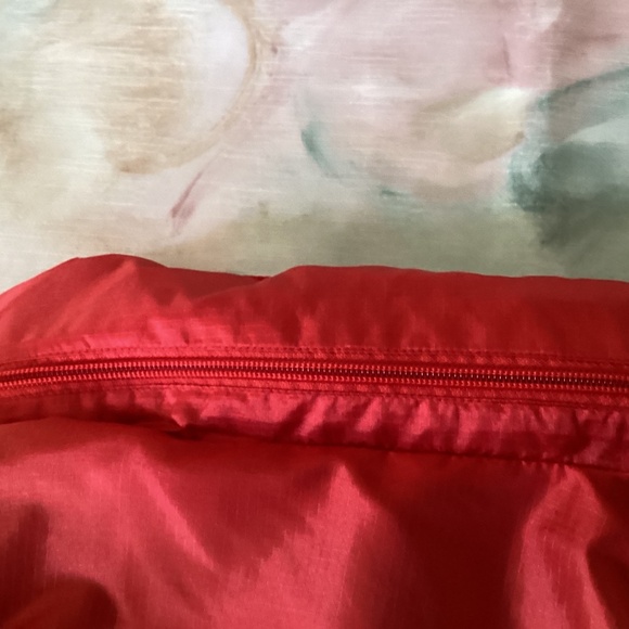 Men’s Speedo wind breaker S red - Picture 4 of 4